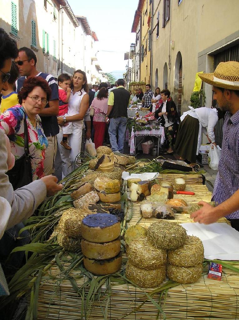 Mercatino (22).JPG